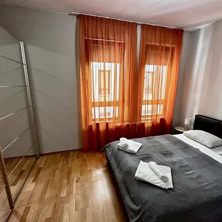 Leda * Budapest