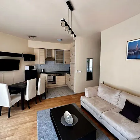 Leda Apartman
