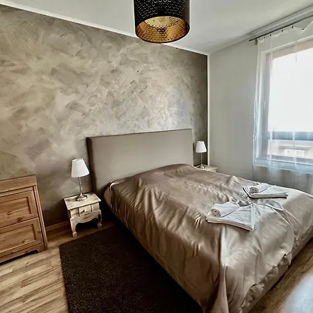 Leda Apartman
