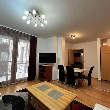 Leda Apartman *
