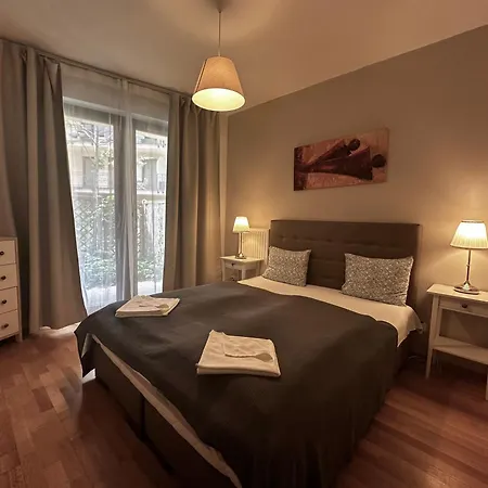 Leda * Budapešť
