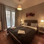 Leda * Budapest