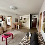 Leda Apartman