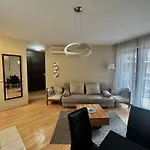 Leda Apartman
