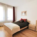 Leda Apartman *